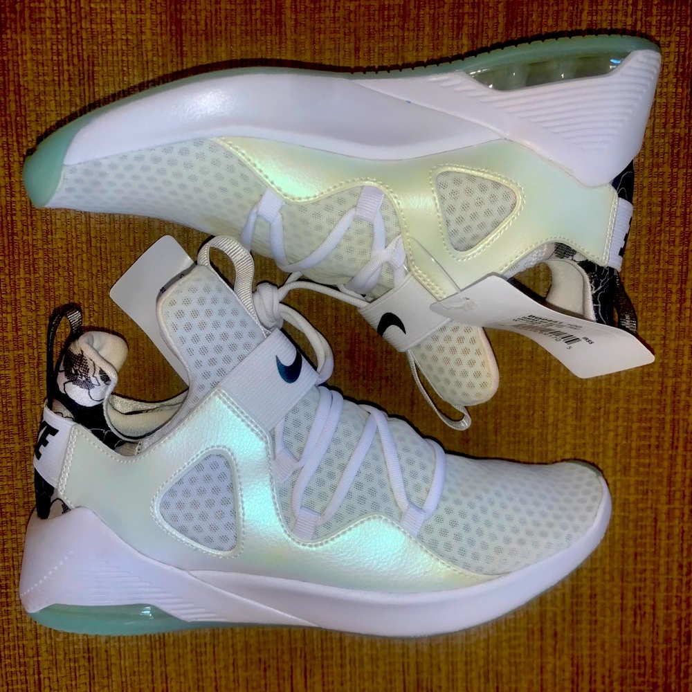 Nike Air Max Alluxe
